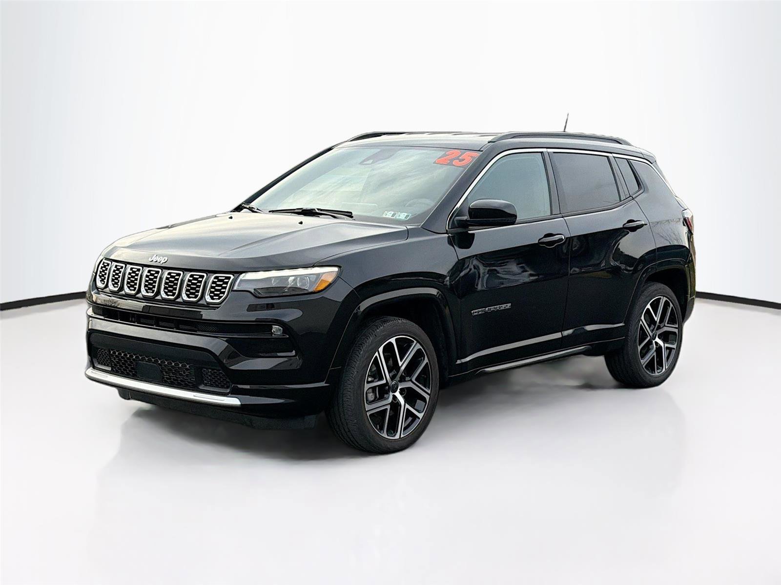 Used 2025 Jeep Compass Limited w/ Elite Group image 3