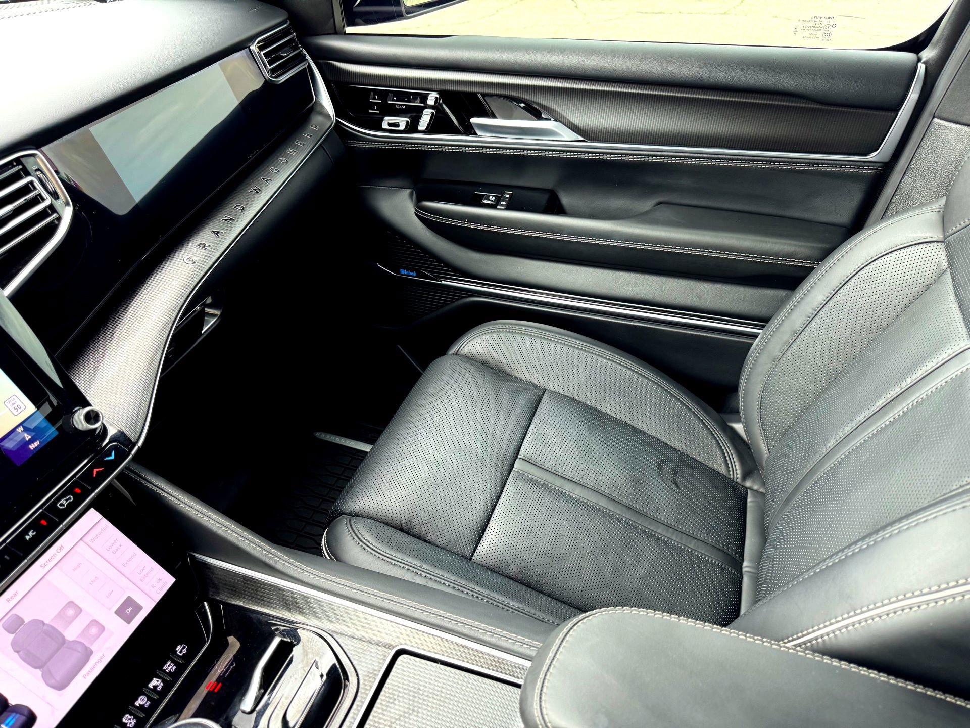 Used 2024 Jeep Grand Wagoneer L Series II w/ Quick Order Packagew 28T image 40