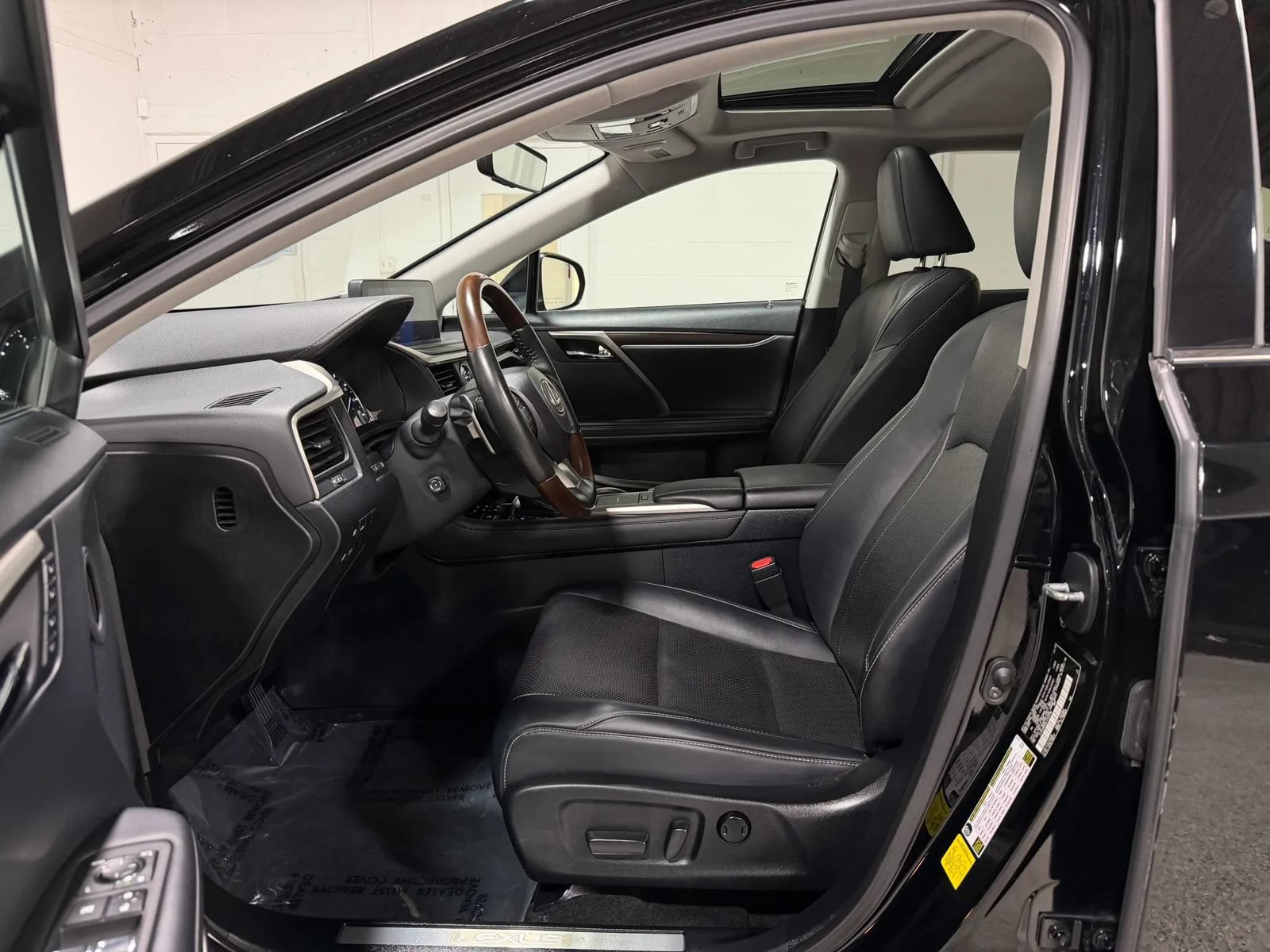 Used 2020 Lexus RX 350 AWD w/ Premium Package image 12