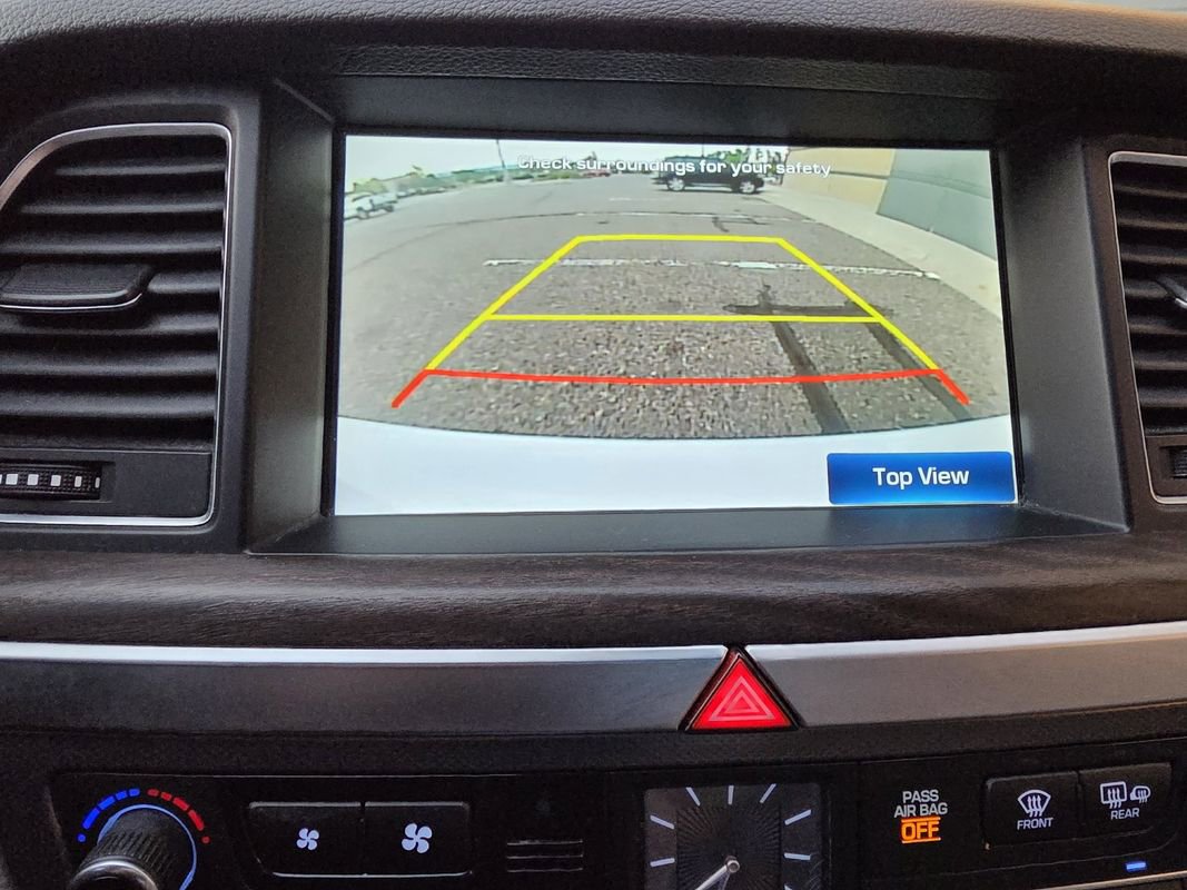 Used 2015 Hyundai Genesis 3.8 w/ Option Group 04 image 37