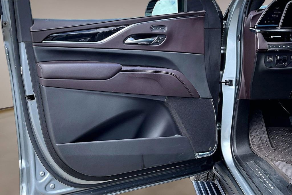 Used 2023 Cadillac Escalade Premium Luxury Platinum w/ LPO, Floor Liner Package AWD/4WD image 23