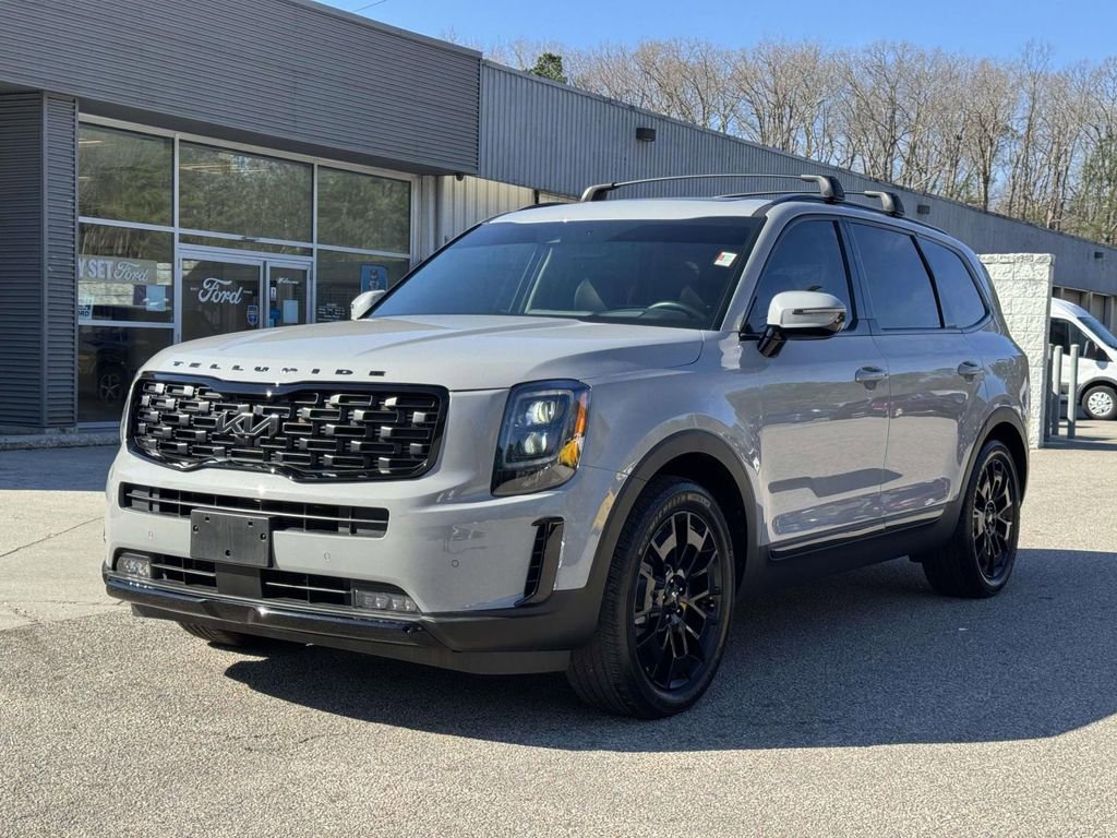 Used 2022 Kia Telluride SX w/ SX Prestige Package image 26