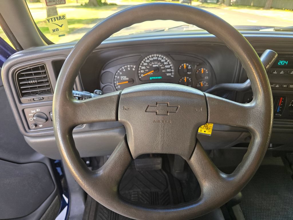 Used 2004 Chevrolet Silverado 1500 W/T w/ Light Duty Power Package AWD/4WD image 28