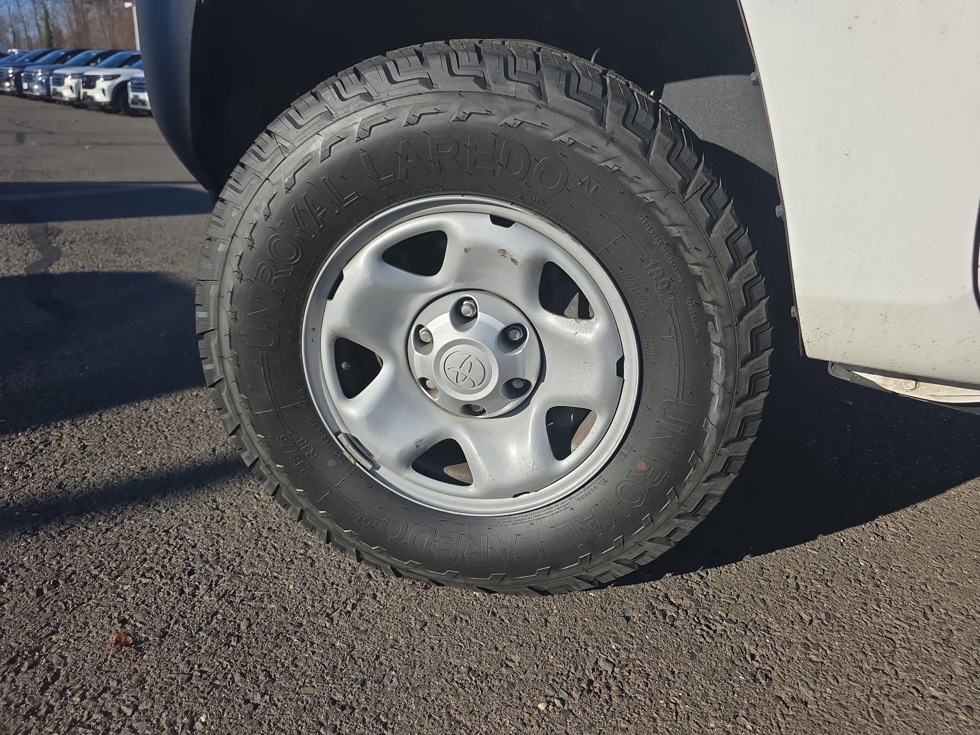 Used 2023 Toyota Tacoma 2WD Access Cab image 13