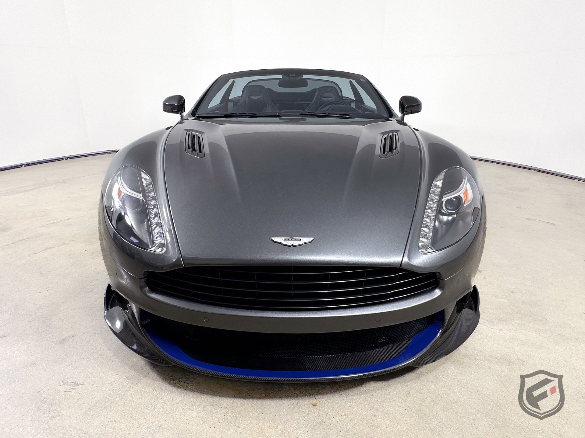 Used 2018 Aston Martin Vanquish S RWD image 5