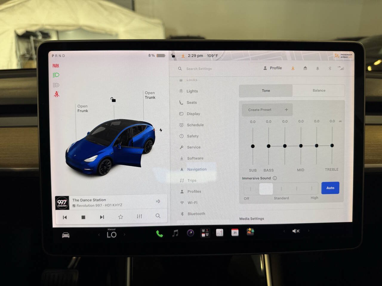 Used 2020 Tesla Model Y Long Range AWD/4WD image 32