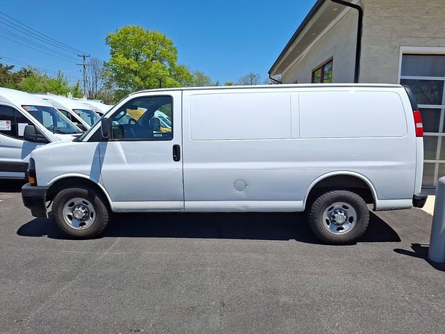 Used 2021 Chevrolet Express 2500 RWD image 5
