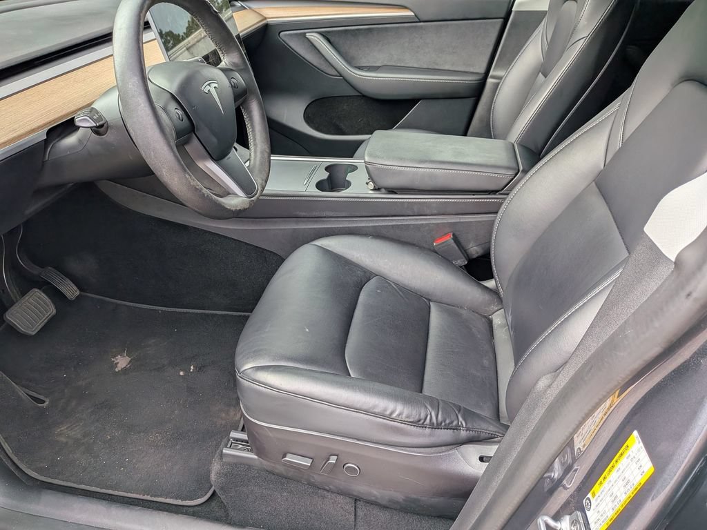 Used 2022 Tesla Model Y Long Range AWD/4WD image 14