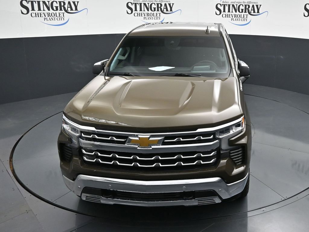 Used 2023 Chevrolet Silverado 1500 LTZ w/ Technology Package image 10