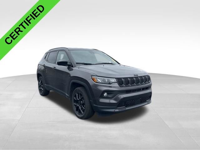 Used 2023 Jeep Compass Latitude w/ Convenience Group AWD/4WD image 8