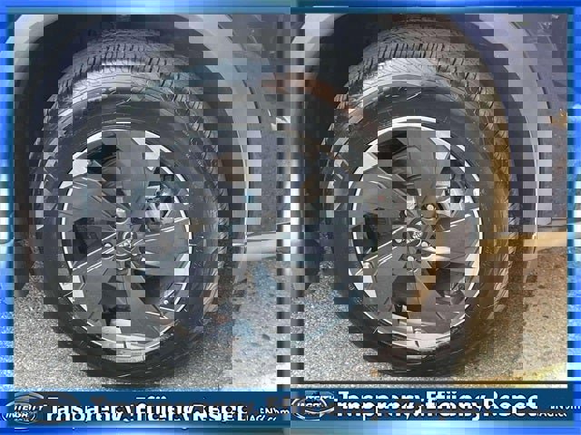 Certified 2025 Nissan Rogue SV w/ SV Premium Package image 8