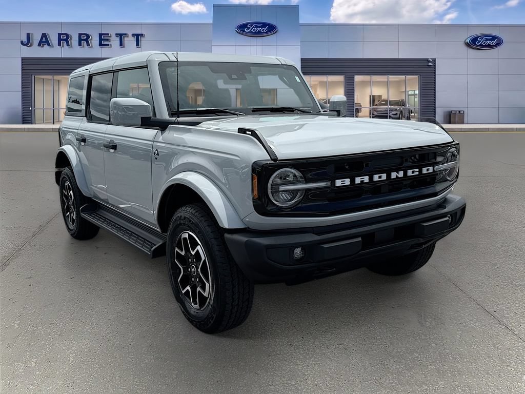 New 2026 Ford Bronco Outer Banks