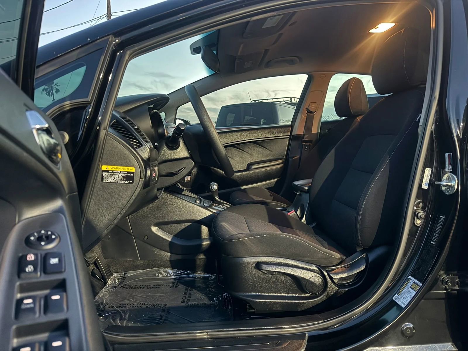 Used 2016 Kia Forte LX FWD image 20