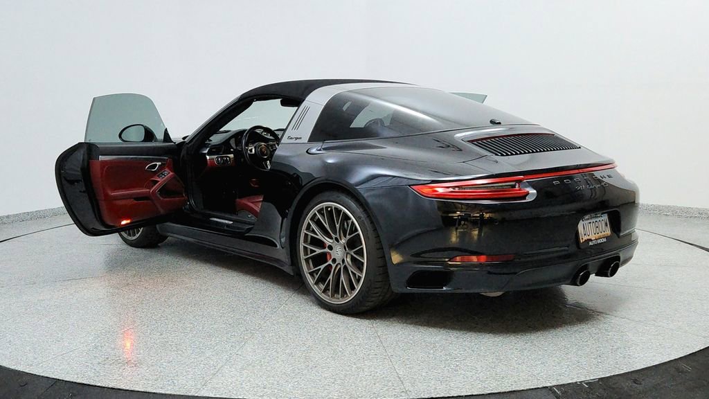 Used 2017 Porsche 911 Targa 4S image 10