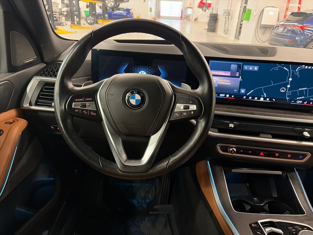 Used 2024 BMW X5 xDrive40i w/ Premium Package AWD/4WD image 14