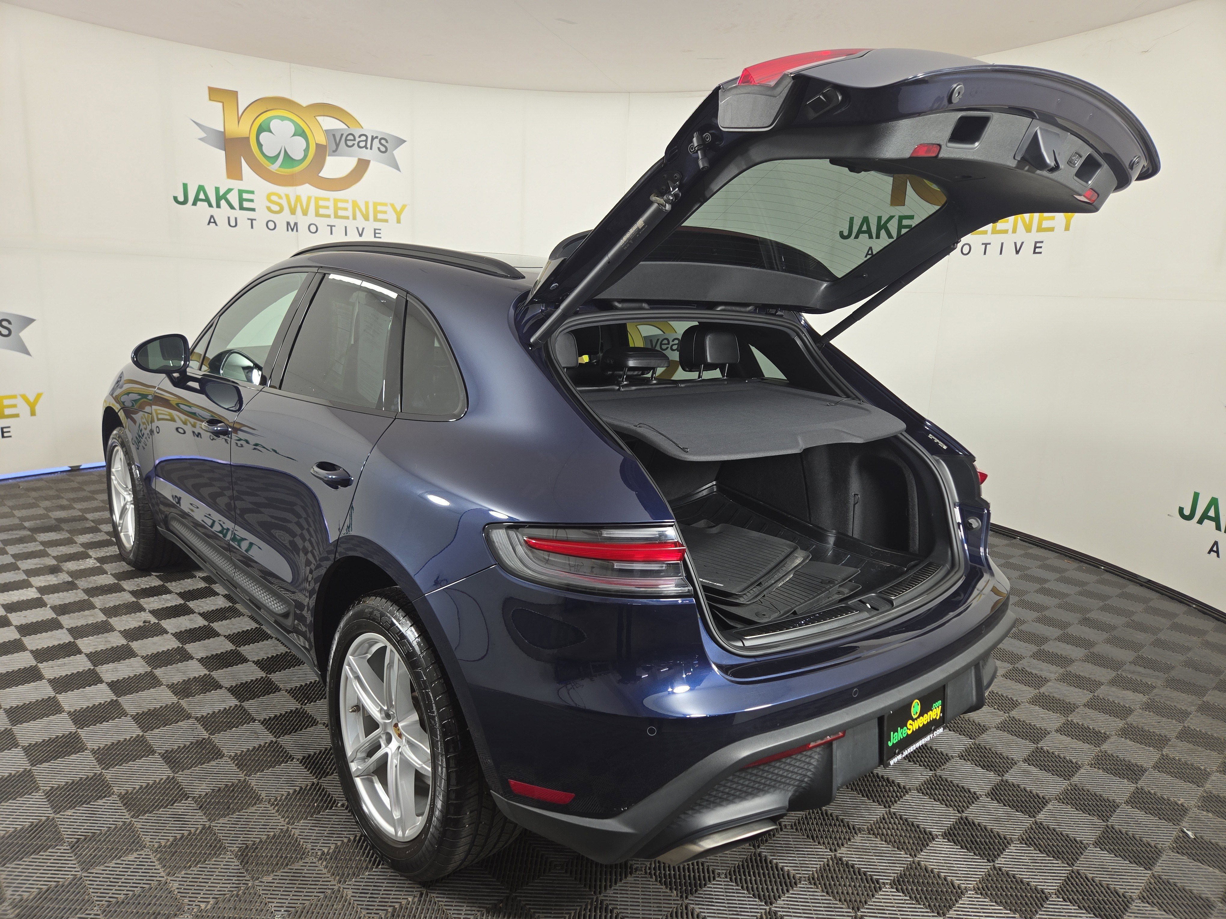Used 2022 Porsche Macan image 31