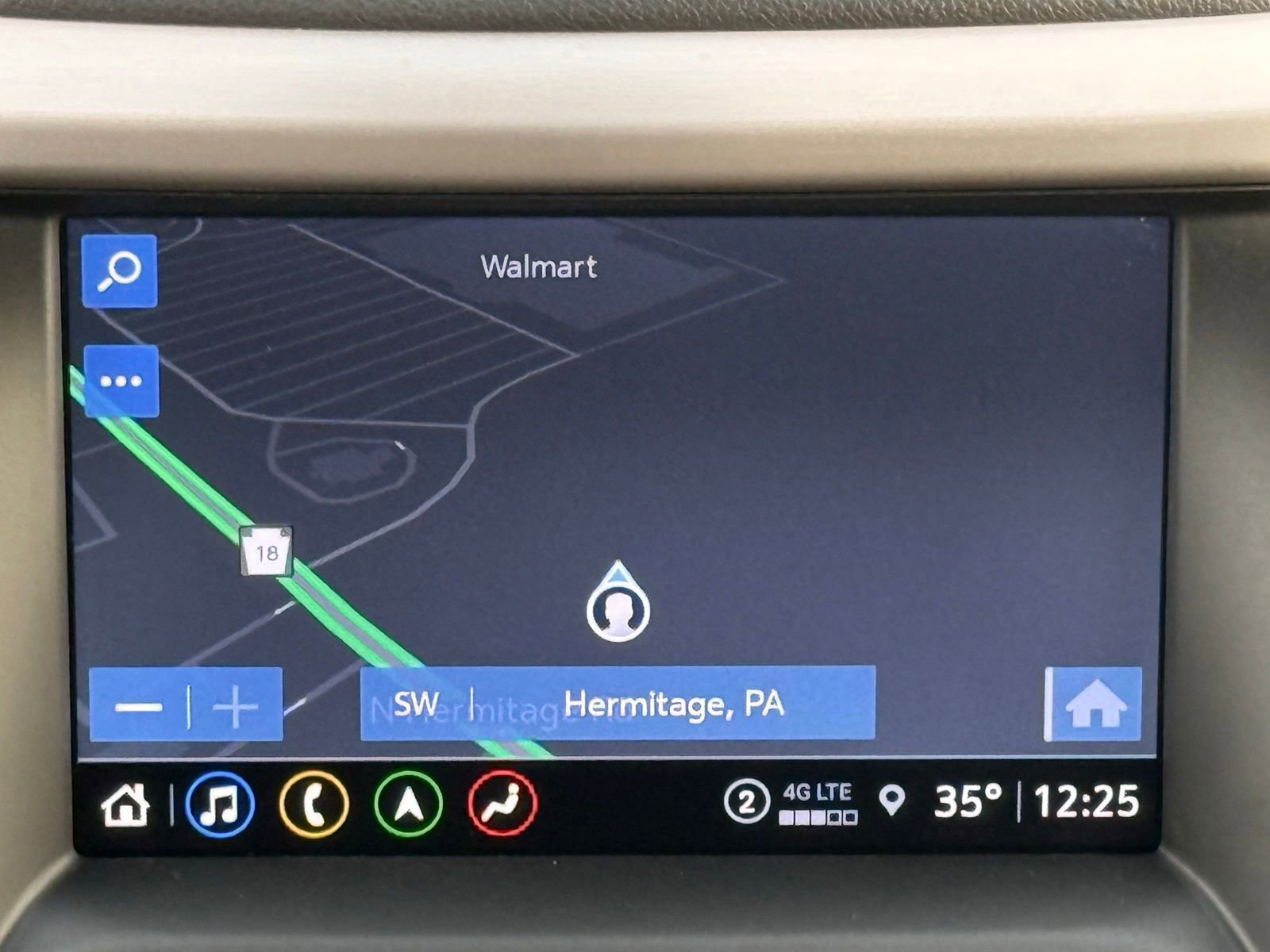 Used 2023 GMC Acadia Denali image 3