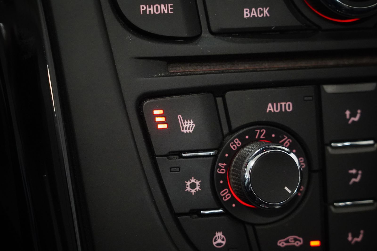 Used 2016 Buick Cascada Premium image 30