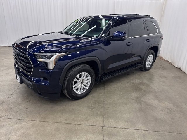 Used 2023 Toyota Sequoia SR5 w/ SR5 Premium Package image 3