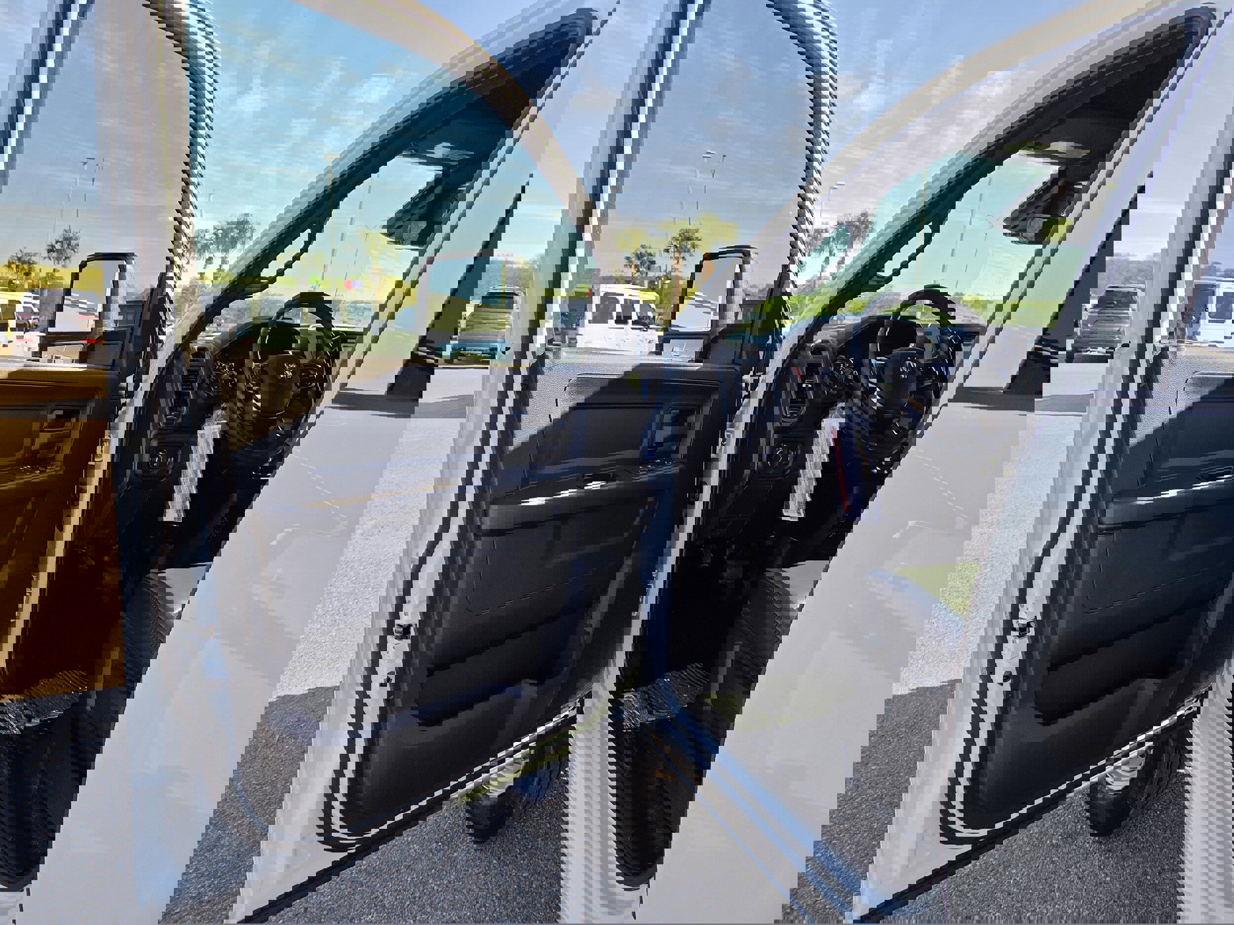 New 2026 RAM 5500 Tradesman image 15