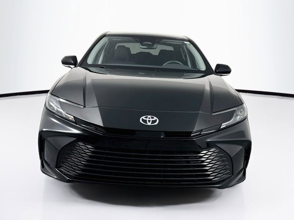 Used 2025 Toyota Camry LE FWD image 2