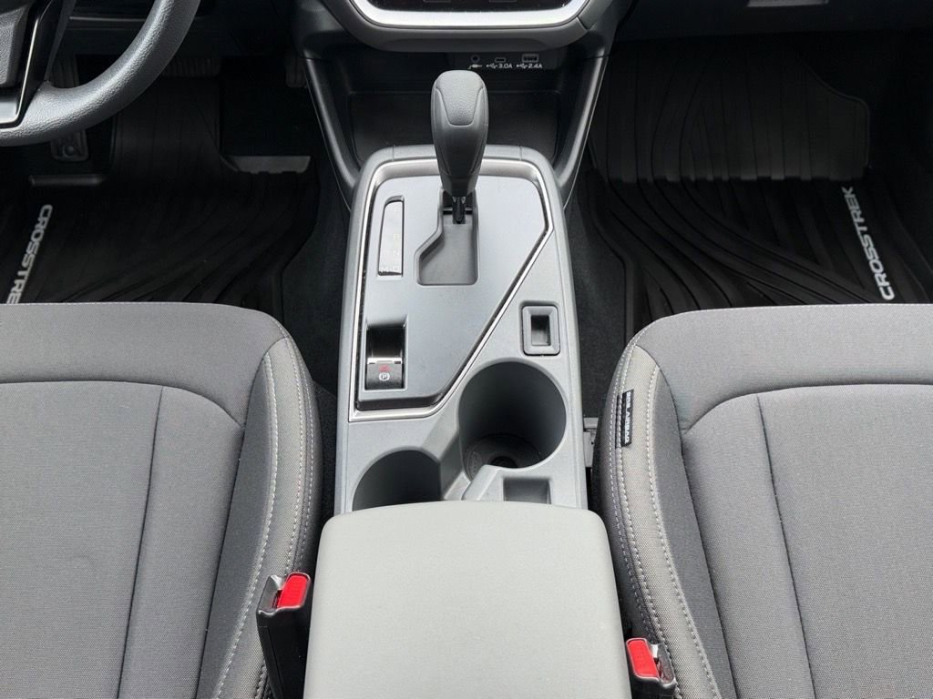 Used 2025 Subaru Crosstrek 2.0i Premium w/ Popular Package #4 image 16