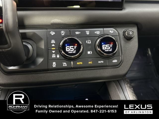 Used 2025 Land Rover Defender 110 AWD/4WD image 9