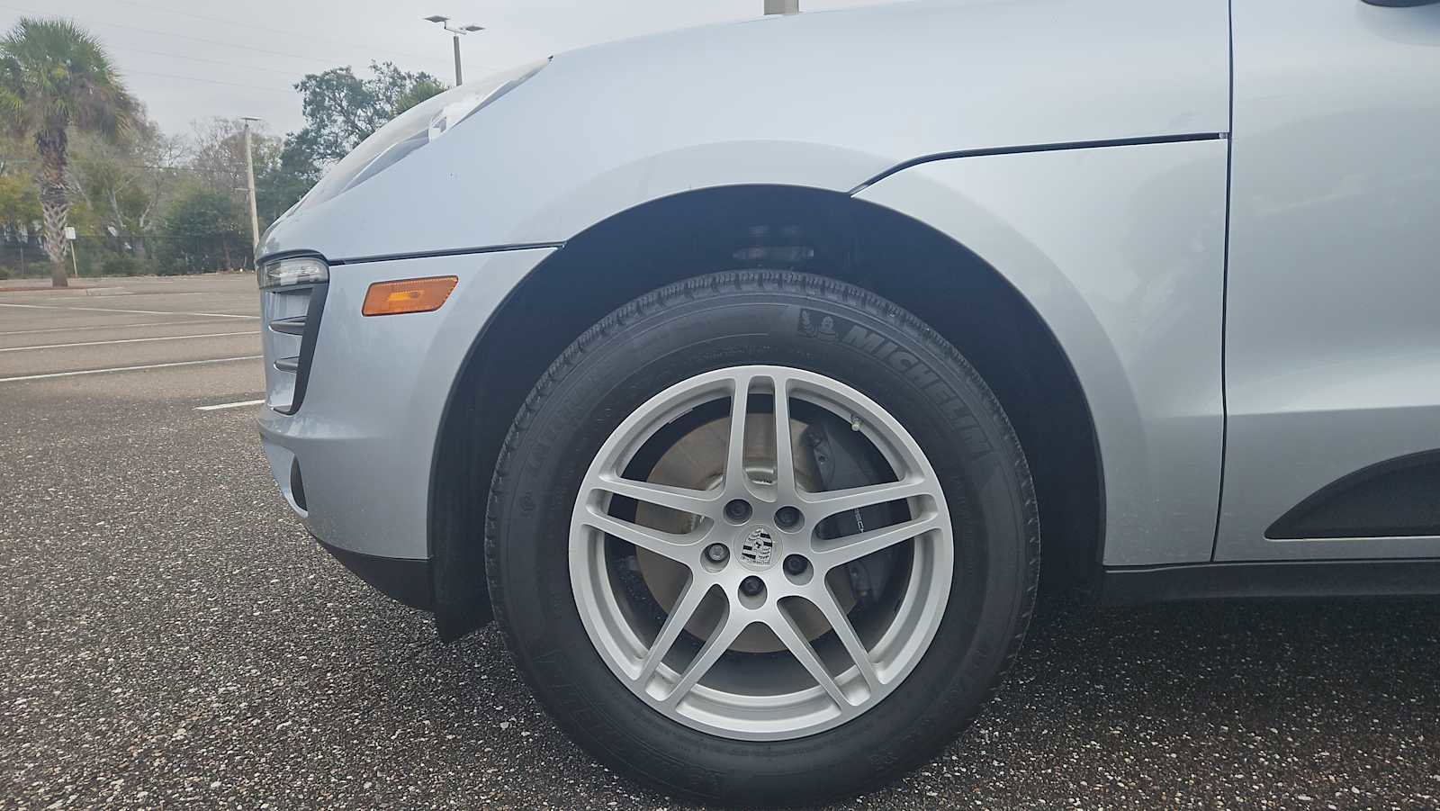 Used 2017 Porsche Macan image 19