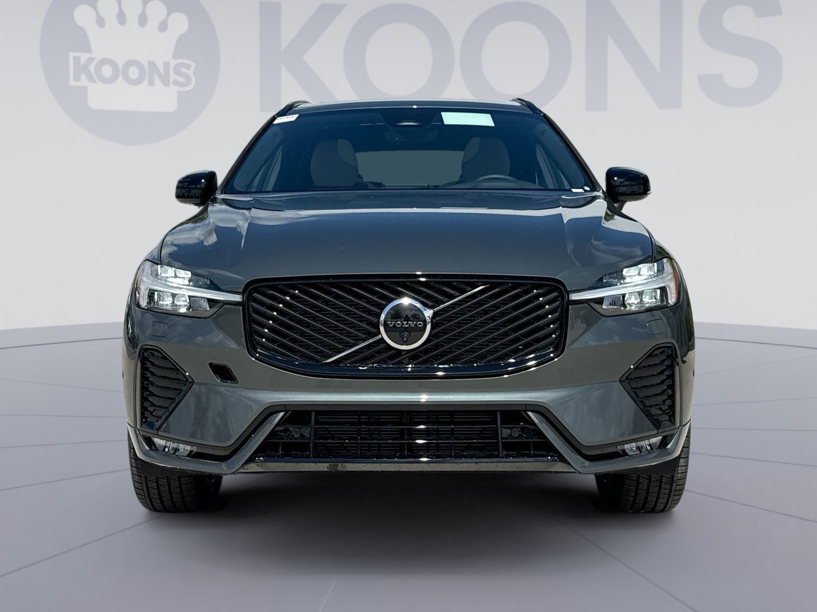 New 2026 Volvo XC60 B5 Plus w/ Protection Package Premier AWD/4WD image 11