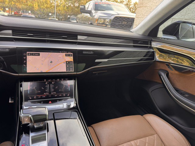 Used 2020 Audi S8 L AWD/4WD image 36