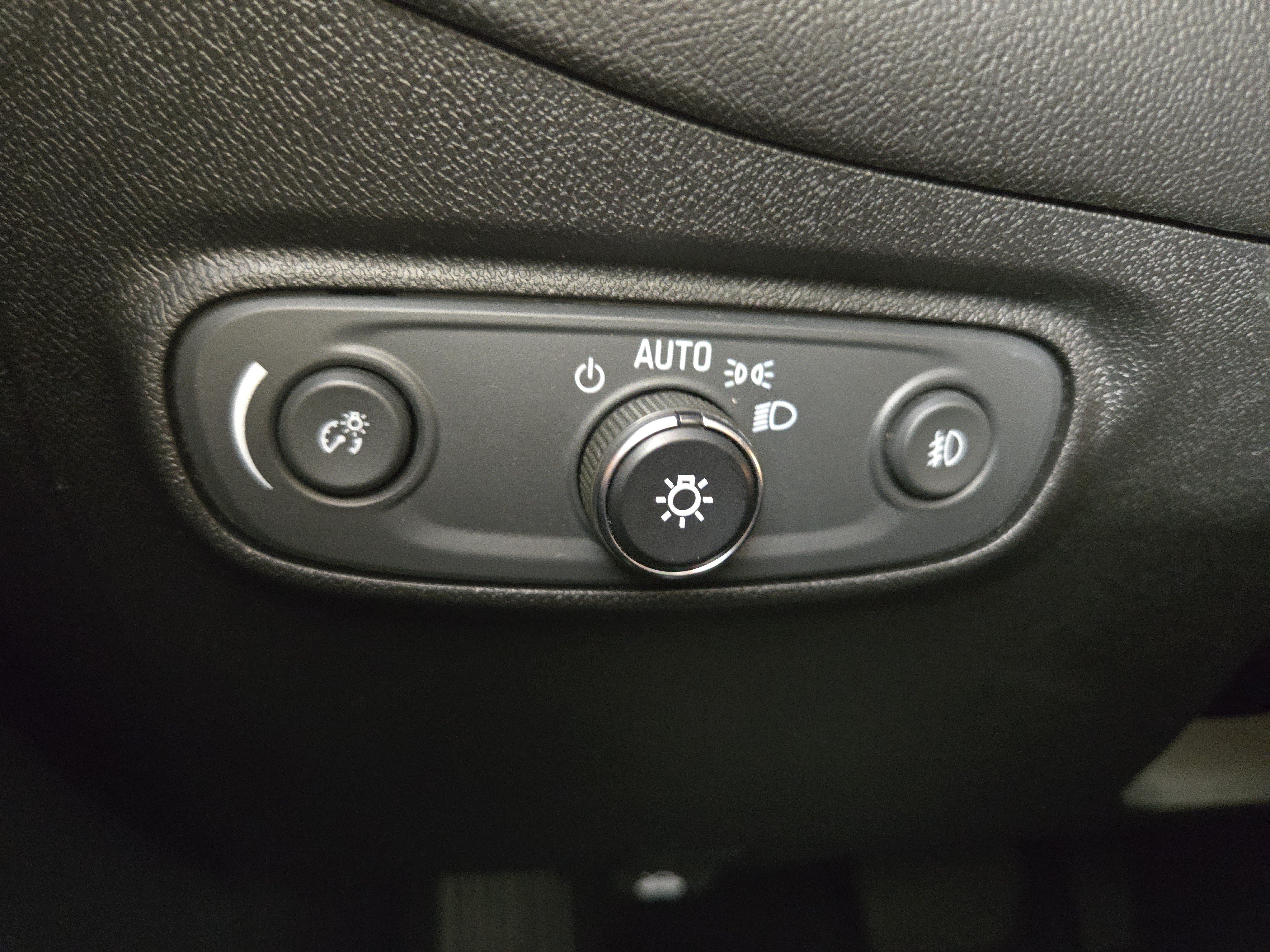 Certified 2019 Chevrolet Equinox Premier FWD image 26