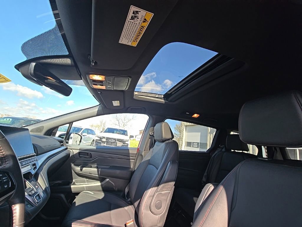 Certified 2025 Honda Odyssey Sport-L image 15