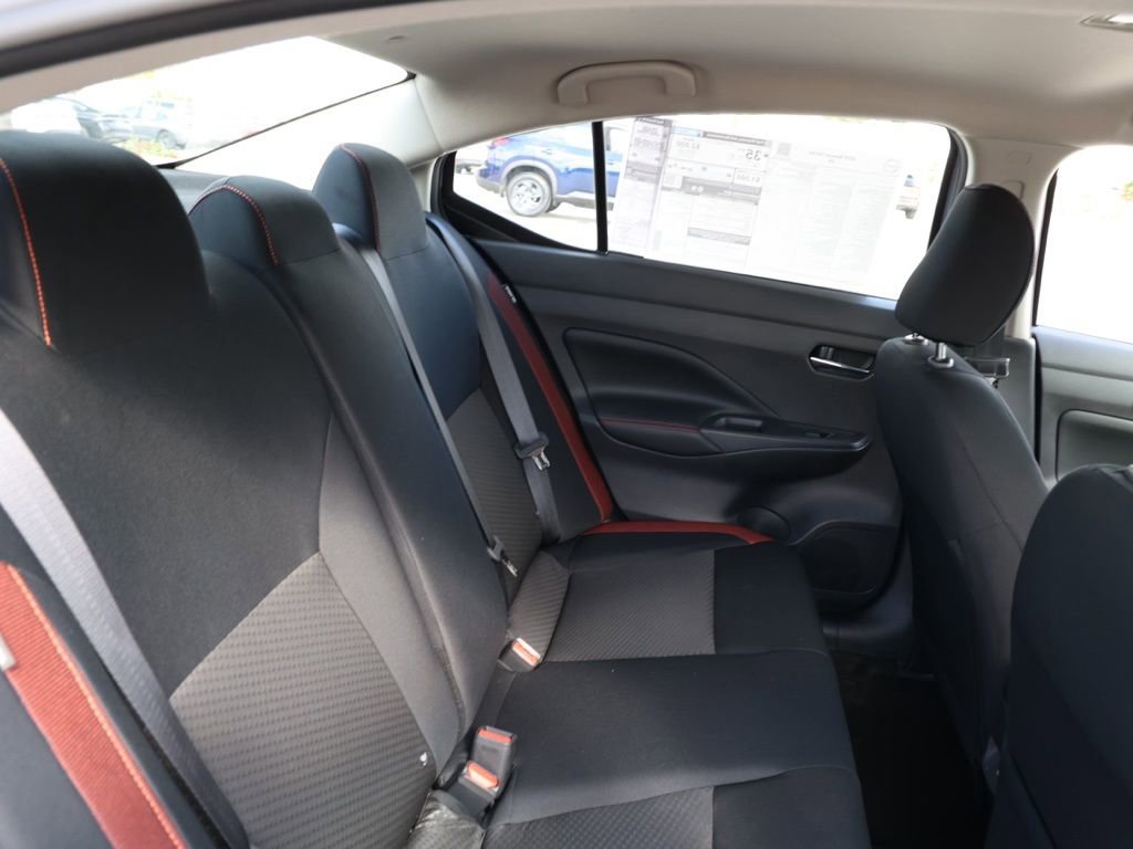 New 2025 Nissan Versa SR image 17