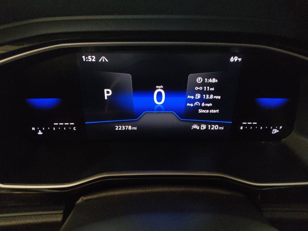 Used 2024 Volkswagen Jetta Sport image 23