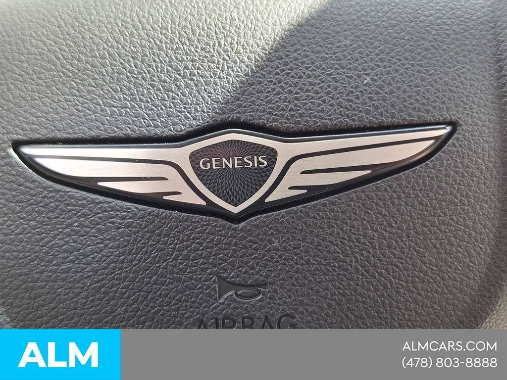 Used 2026 Genesis GV70 2.5T Advanced image 32