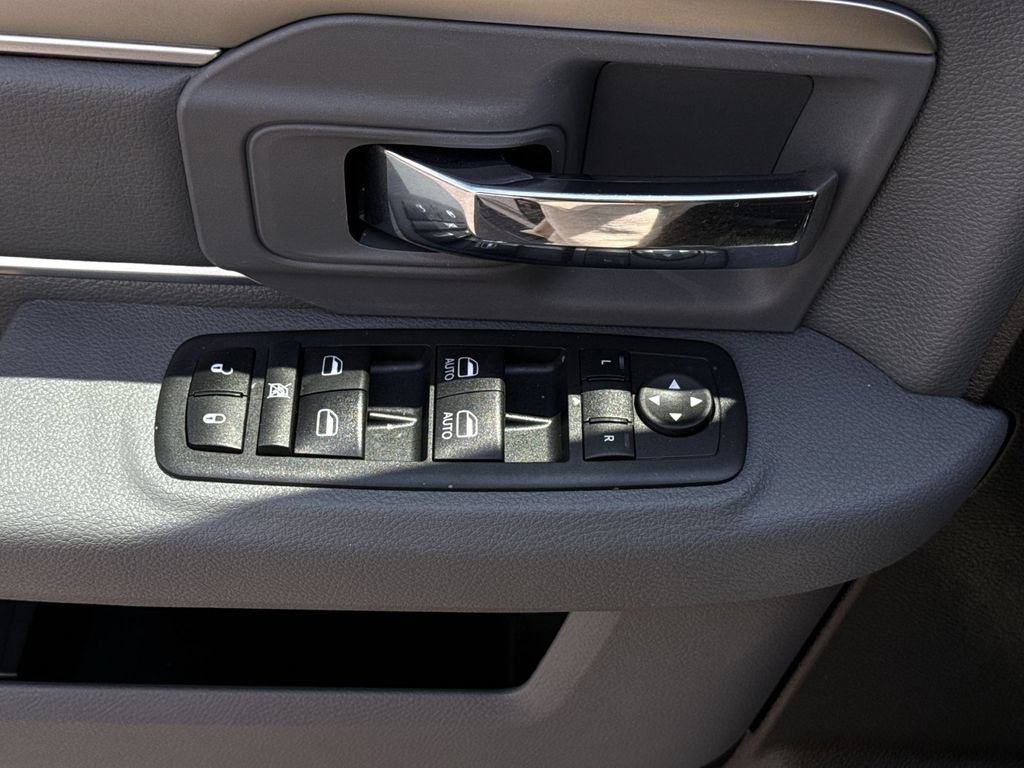 Used 2019 RAM 1500 Classic Warlock w/ Electronics Group AWD/4WD image 15