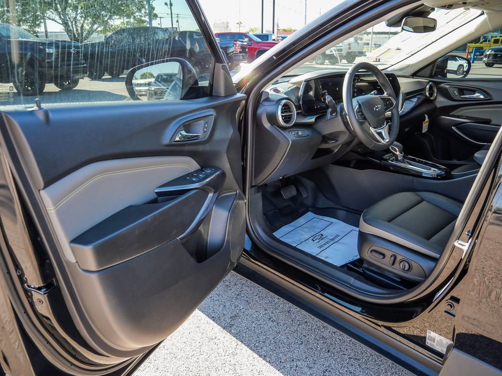 New 2026 Chevrolet Trax ACTIV w/ Driver Confidence Package image 26