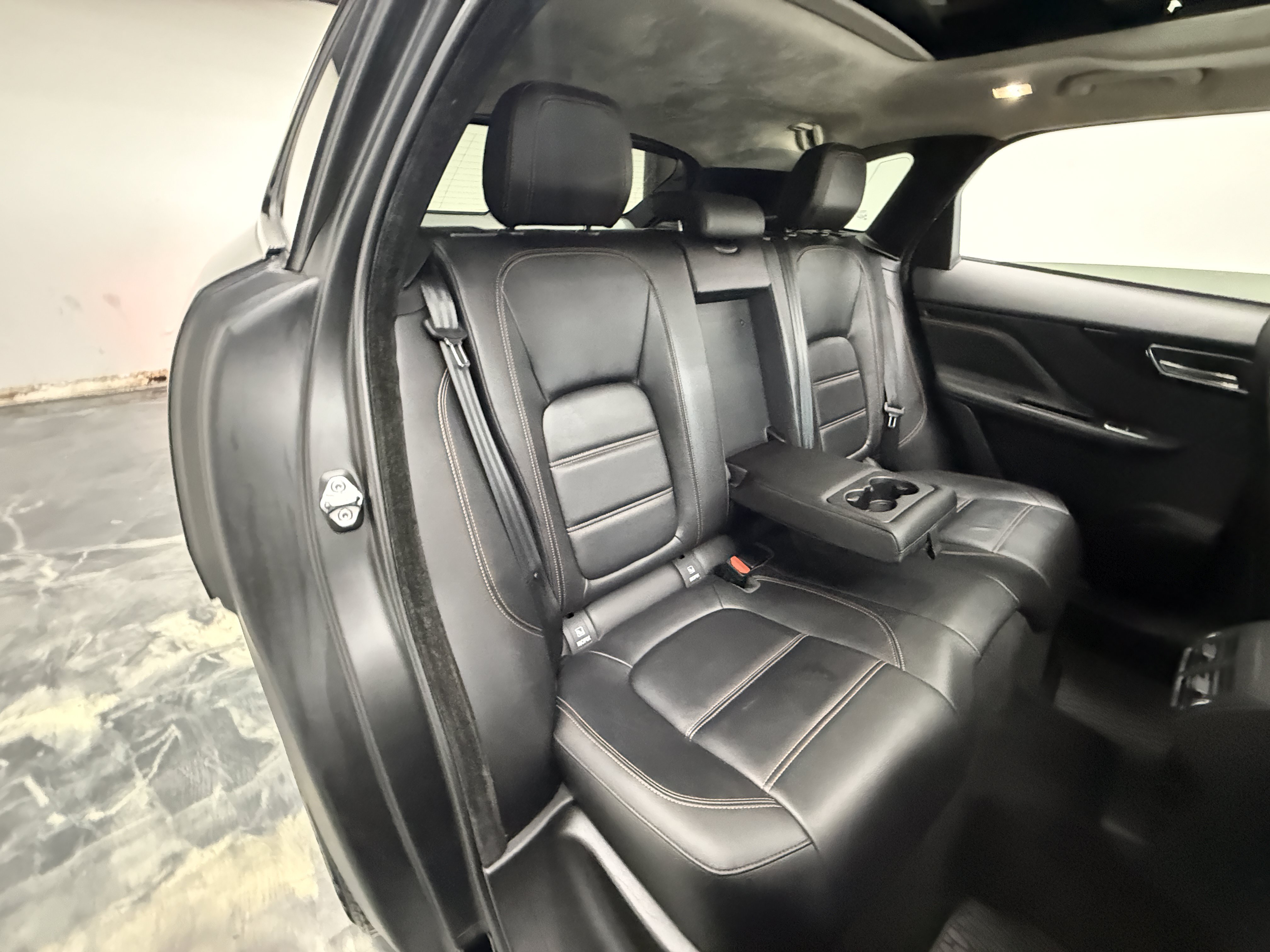 Used 2020 Jaguar F-PACE Prestige AWD/4WD image 26