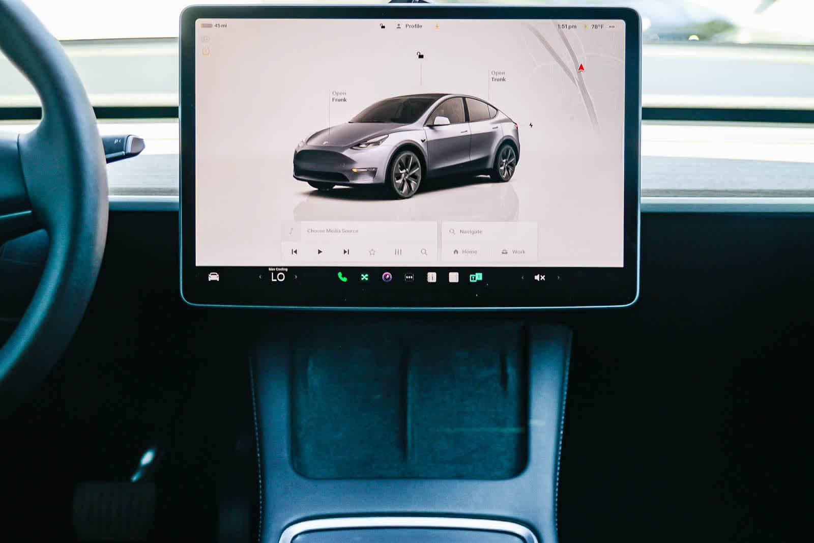 Used 2024 Tesla Model Y Long Range image 13