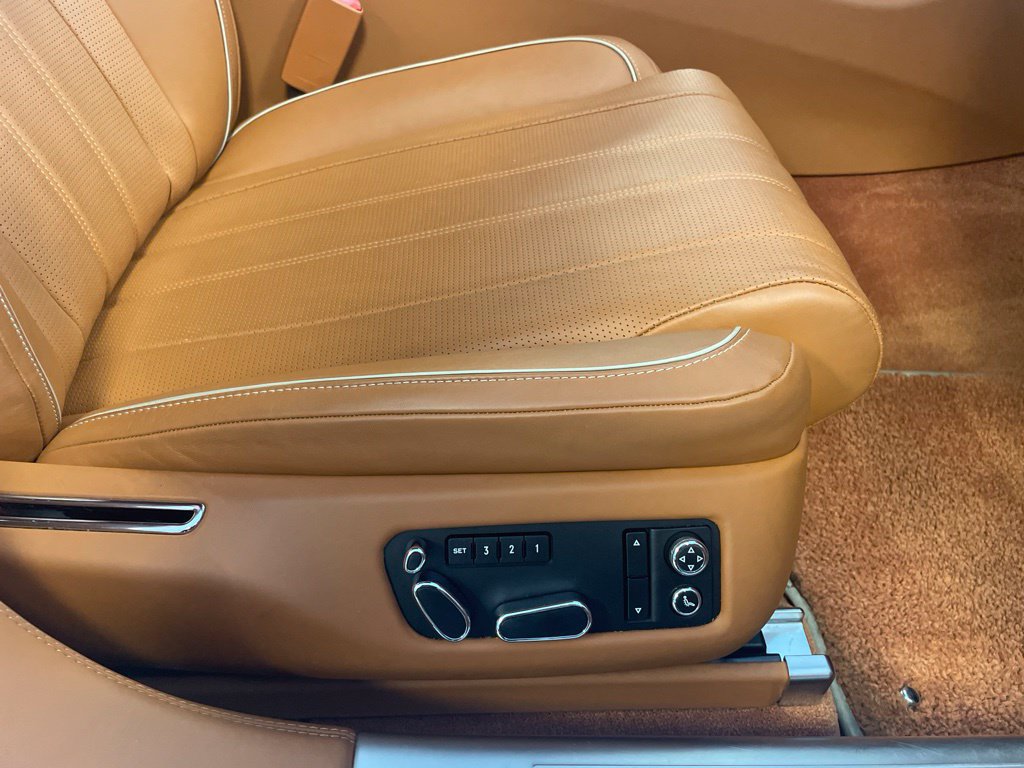 Used 2015 Bentley Flying Spur V8 AWD/4WD image 17