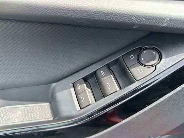 New 2026 Chevrolet Equinox LT w/ Convenience Package II image 9