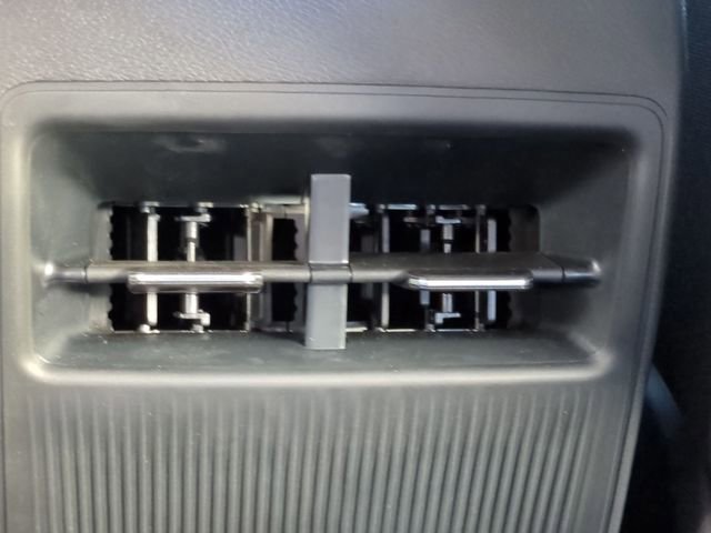 New 2026 Jeep Cherokee Laredo image 23