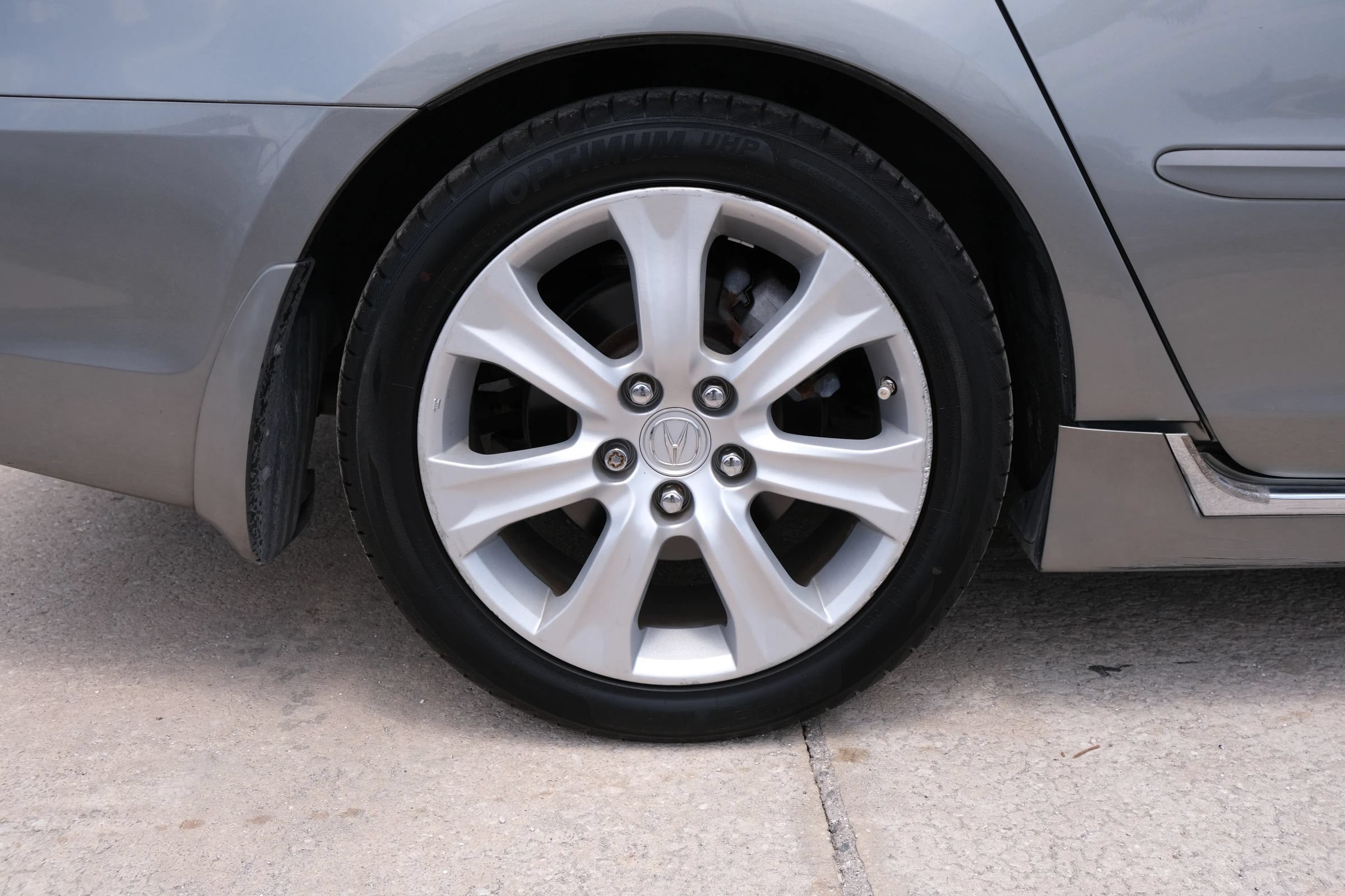 Used 2010 Acura RL AWD/4WD image 19
