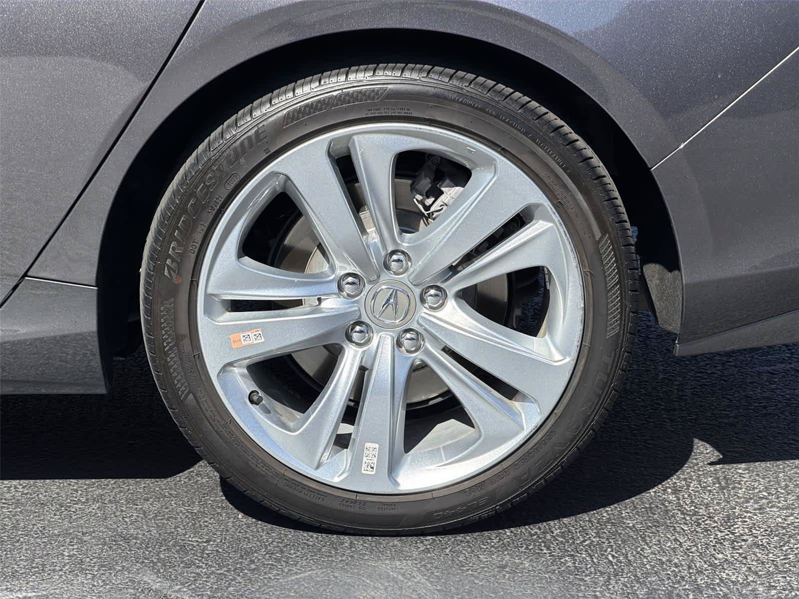 Used 2022 Acura TLX w/ Technology Package FWD image 9