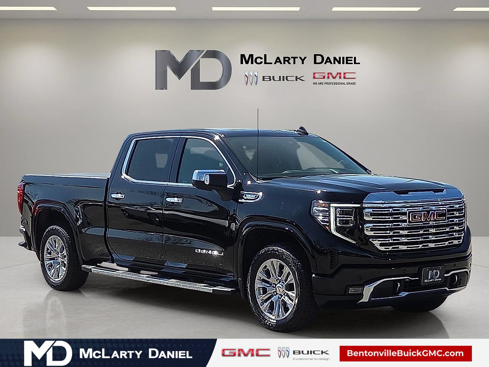 Used 2024 GMC Sierra 1500 Denali w/ Technology Package AWD/4WD video 1
