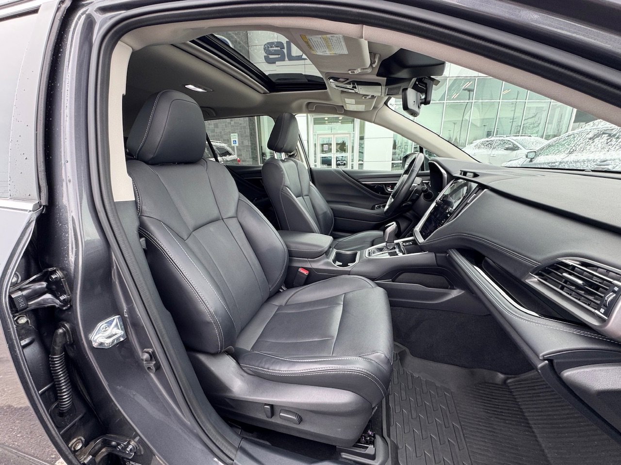 Used 2023 Subaru Outback Limited image 55