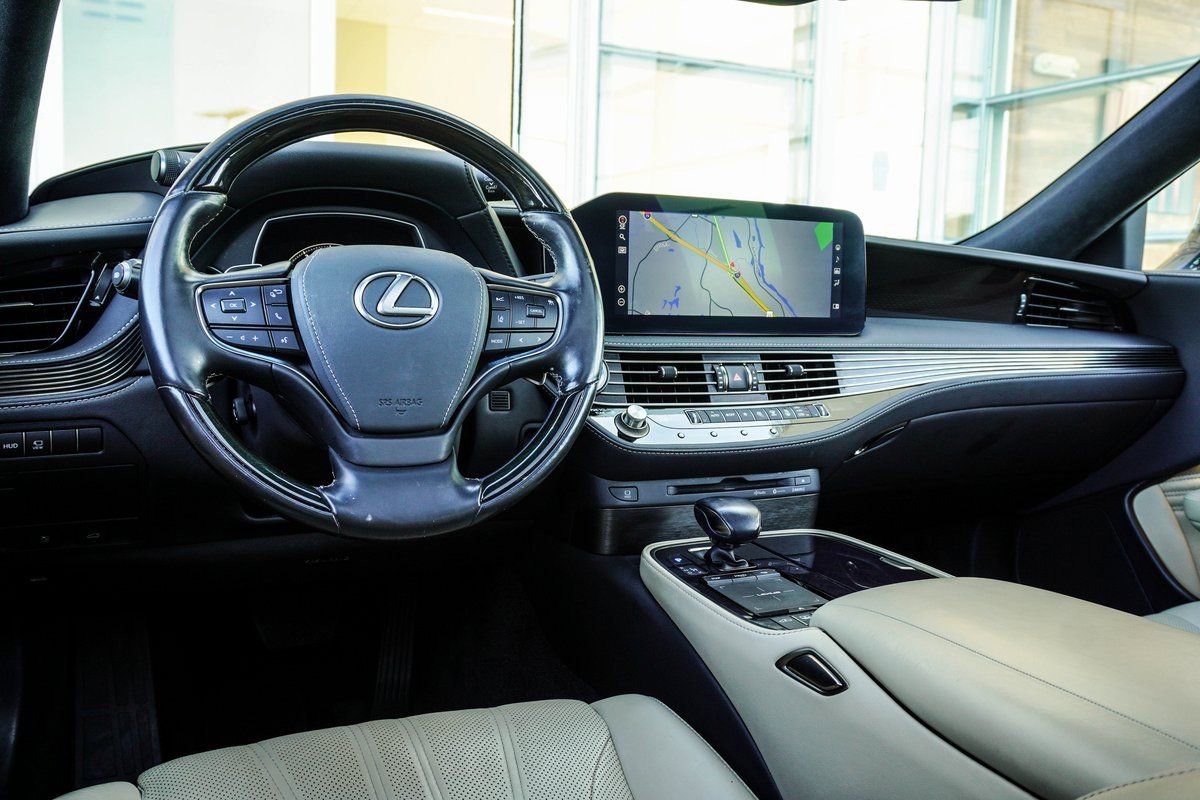 Used 2022 Lexus LS 500 w/ Interior Upgrade Package image 14
