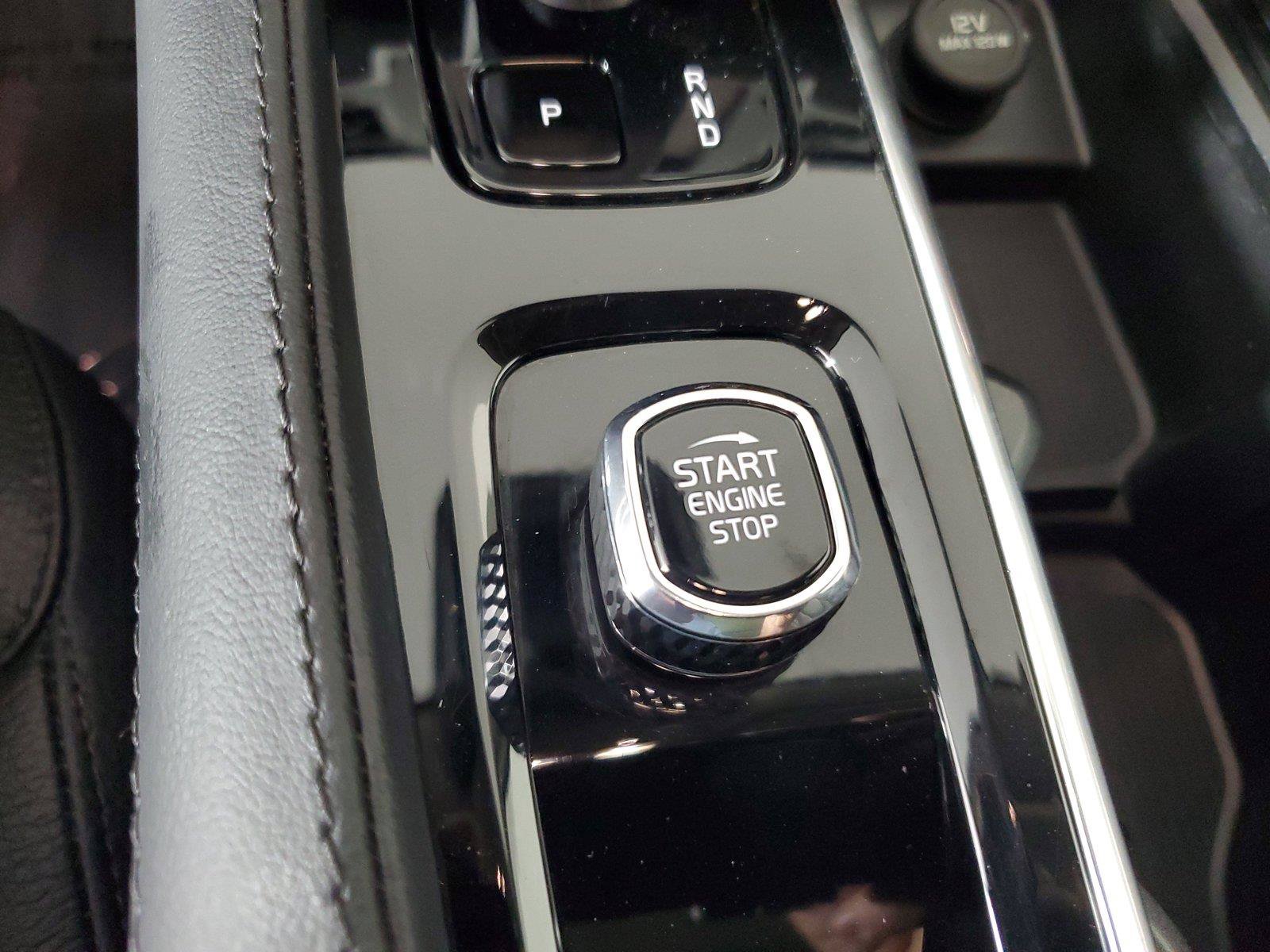 Certified 2023 Volvo XC90 B6 Plus w/ Protection Package AWD/4WD image 33