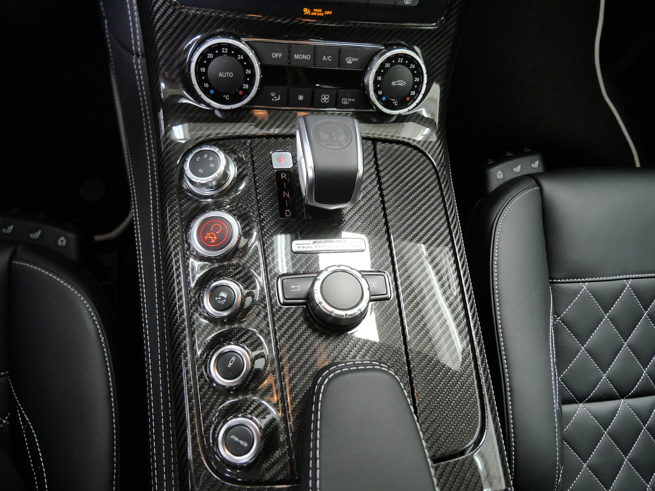 Used 2015 Mercedes-Benz SLS AMG GT Final Edition image 22