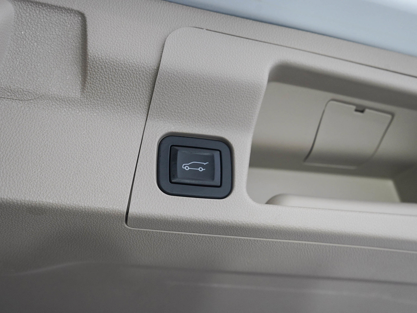 Used 2019 GMC Acadia Denali AWD/4WD image 11